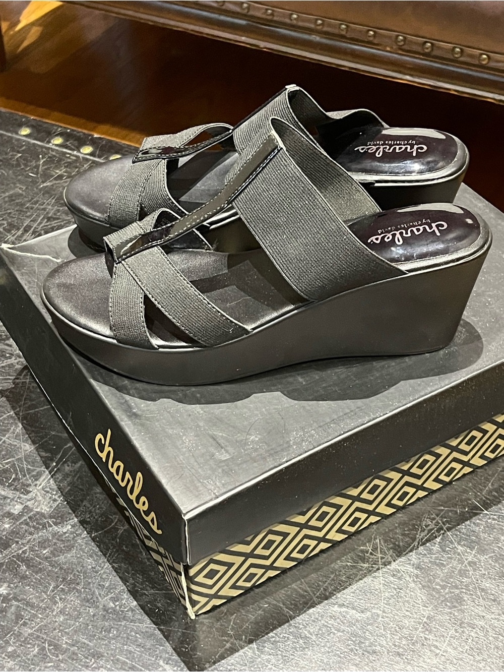 Charles by Charles David Black Elastic Crossover Wedge Sandals